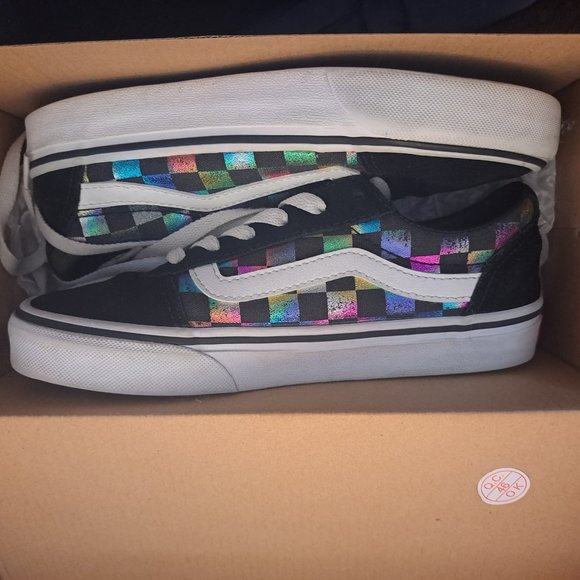 Vans - Picture 4 of 6